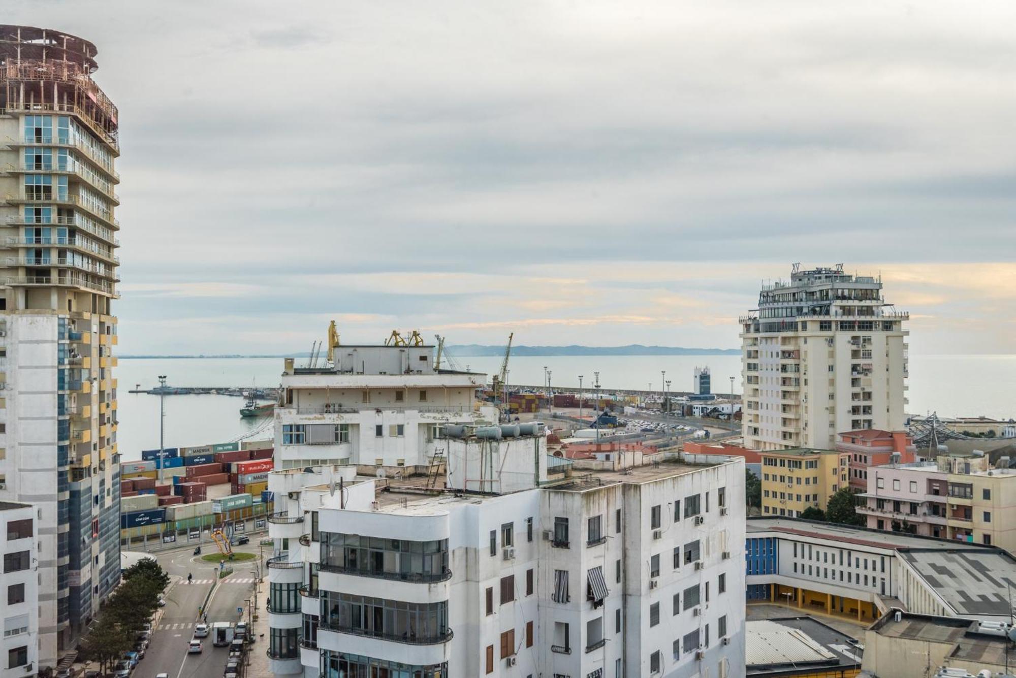 Sky Apartments Durrës Exterior foto